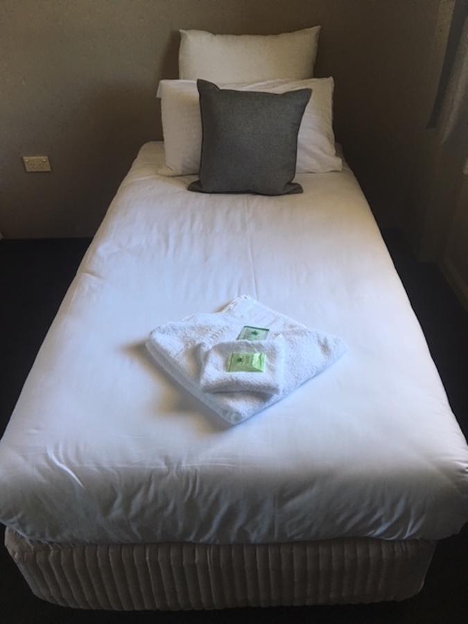 Commercial Hotel Motel ลิทโกว์ ภายนอก รูปภาพ