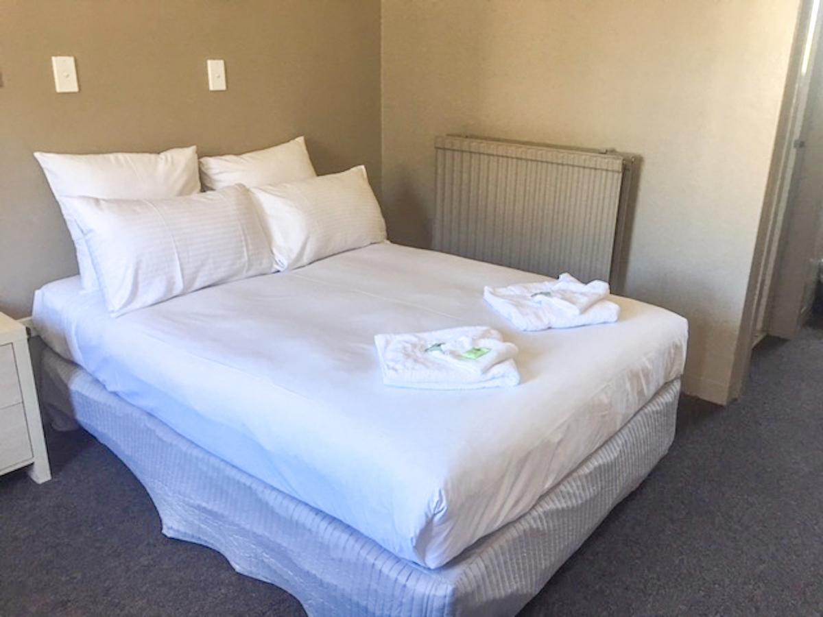 Commercial Hotel Motel ลิทโกว์ ภายนอก รูปภาพ