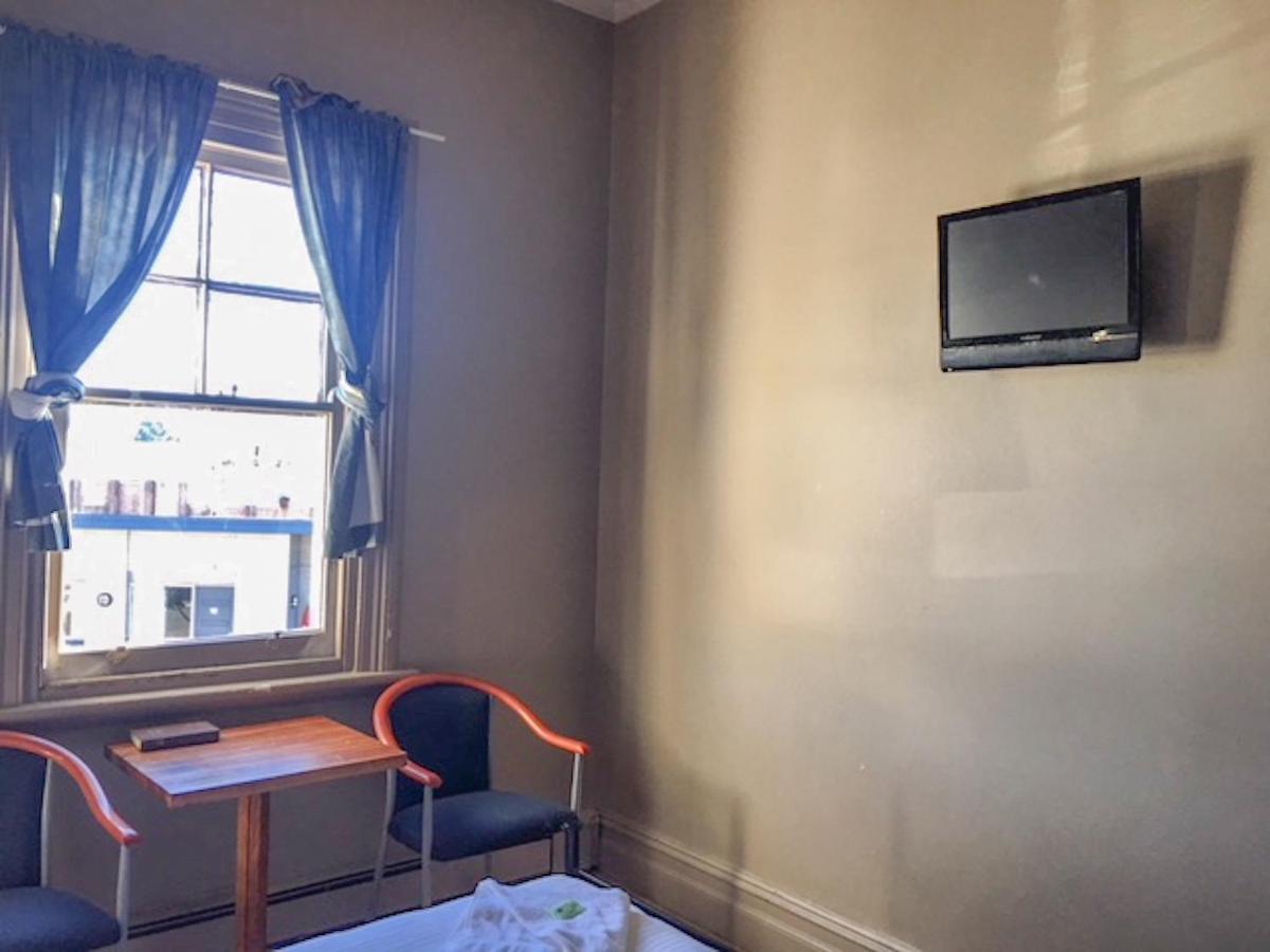 Commercial Hotel Motel ลิทโกว์ ภายนอก รูปภาพ