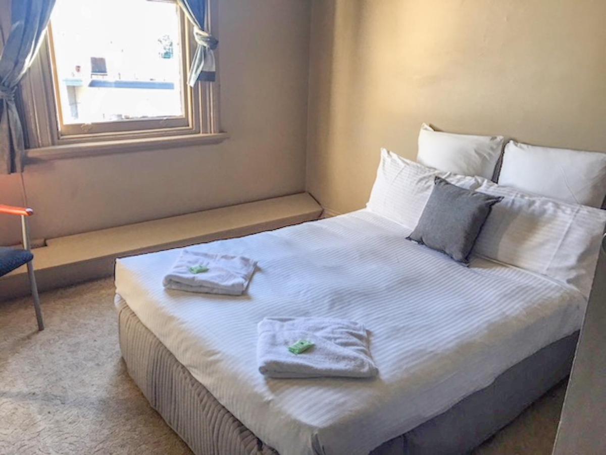 Commercial Hotel Motel ลิทโกว์ ภายนอก รูปภาพ